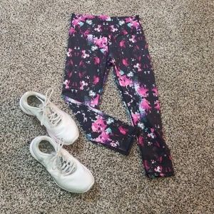 Fabletics capris